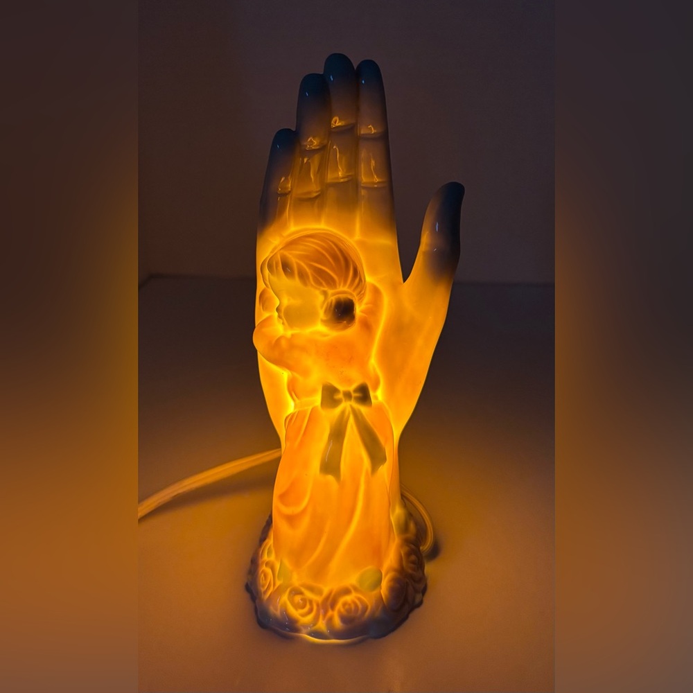 Vintage 70’s/80’s In God’s Hand Nursery Tabletop Nightlight Lamp Figure